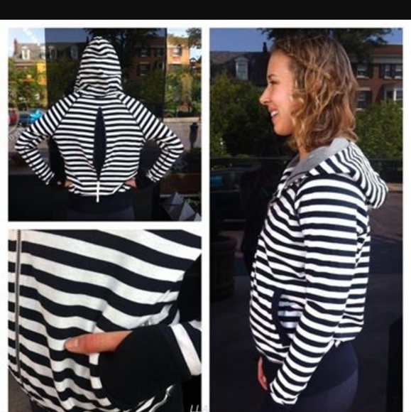 Lululemon Black White Stripe Rollin’ With My Omies Hoodie! Size 4 - Picture 2 of 11